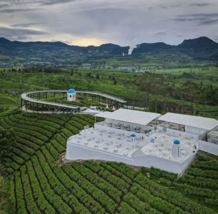 Gambar Nimo Highland